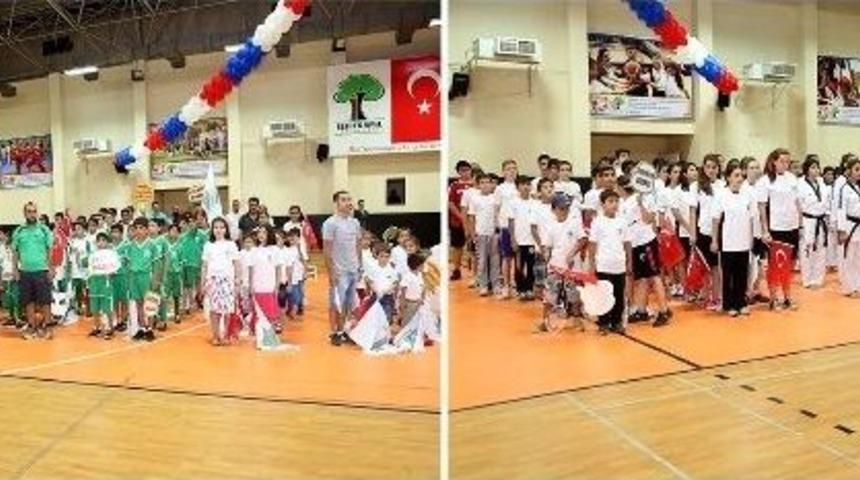 Şehitkamil Yaz Spor Okulları G&ouml;rkemli Sertifika T&ouml;reniyle Sona Erdi