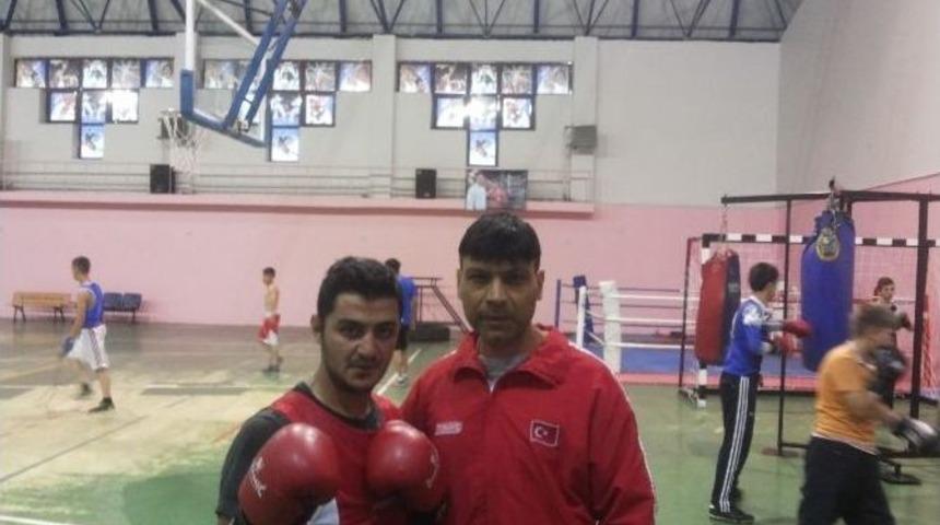 Ahmet C&ouml;mertte 1 Paland&ouml;kenli Sporcu