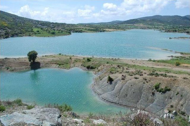 Gelibolu Belediyesinden Kokan Su Açıklaması