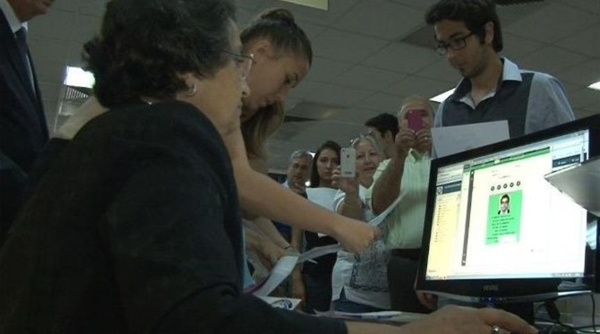 Dereceye Giren &Ouml;ğrencileri Rekt&ouml;r Kaydetti