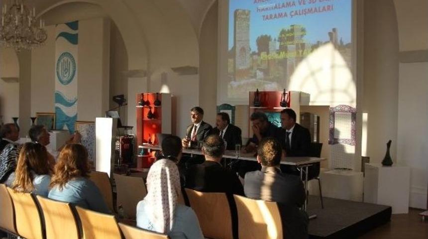 Viyana&rsquo;da Ahlat&rsquo;ın D&uuml;n&uuml; Ve Bug&uuml;n&uuml; Anlatıldı