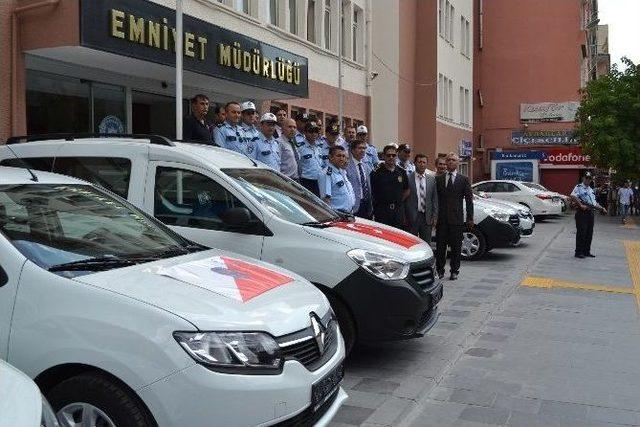 Niğde Emniyetine 5 Yeni Araç Alındı