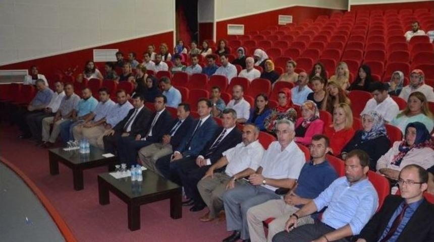 Kursiyerlerin Sertifika Heyecanı