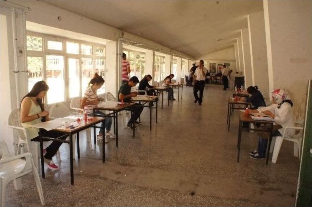 Belediye Ve Emniyet&rsquo;ten Tanıtım Standı