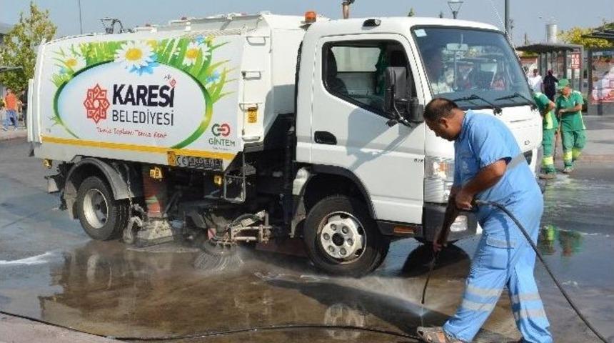 Karesi Belediyesi Her G&uuml;n 160 Ton &Ccedil;&ouml;p Topluyor