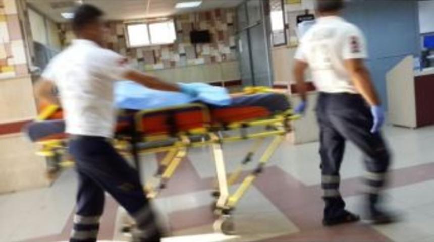 Ayağı Halıya Takıldı Başını Duvara &Ccedil;arptı