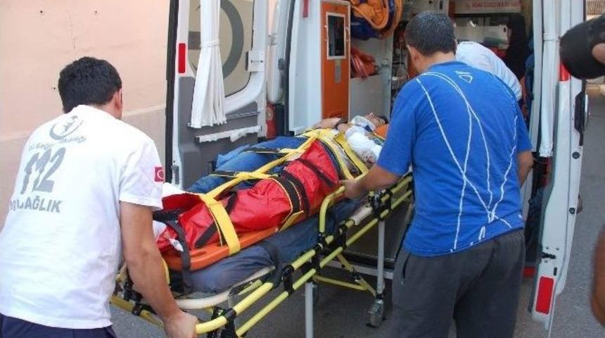 Otomobil İle Motosiklet &Ccedil;arpıştı: 1 Yaralı