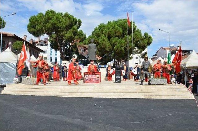 Eşme Kurtuluşunu Kutladı