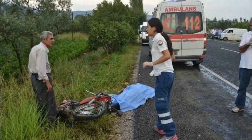 Tırla &Ccedil;arpışan Motosiklet S&uuml;r&uuml;c&uuml;s&uuml; &Ouml;ld&uuml;