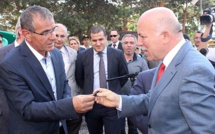 Büyükşehir, Makine Parkını Güçlendiriyor G1