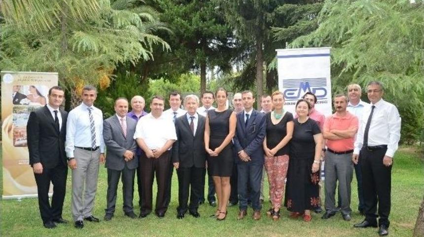 Bal&ccedil;ova Termal Şifa Dağıtmaya Devam