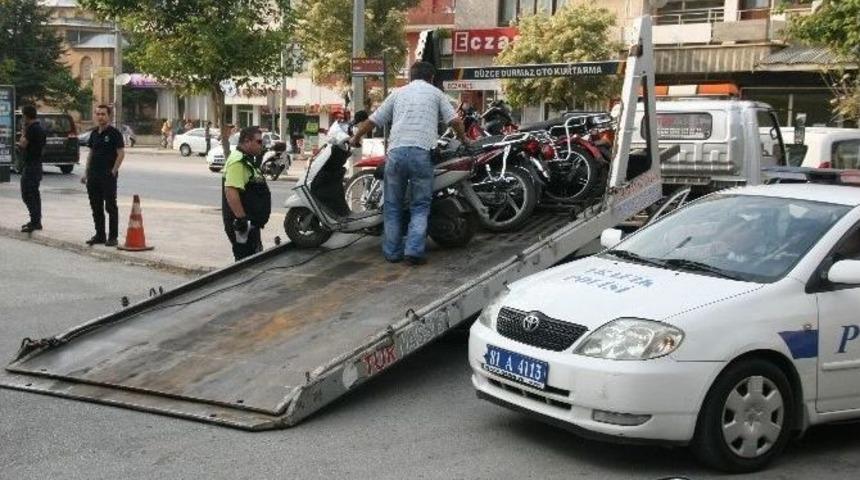 D&uuml;zceli Motorculara Sıkı Kontrol