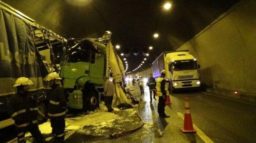 Bolu T&uuml;neli&rsquo;nde Trafik Kazası