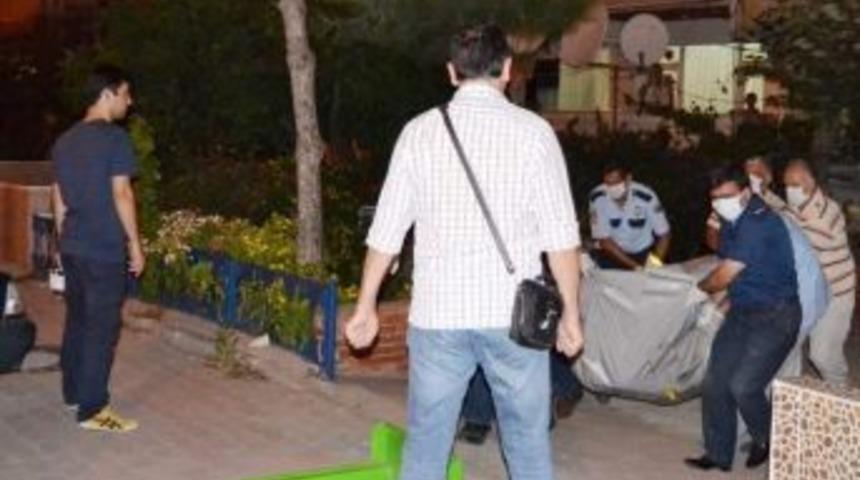 Yaşlı Adam Evinde &Ouml;l&uuml; Bulundu