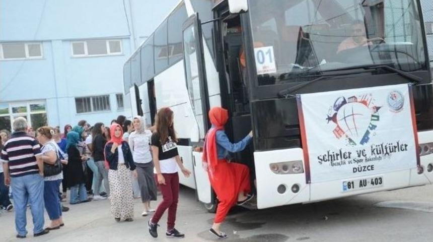 D&uuml;zceli Kızlar Isparta&rsquo;yı Keşfe Gitti
