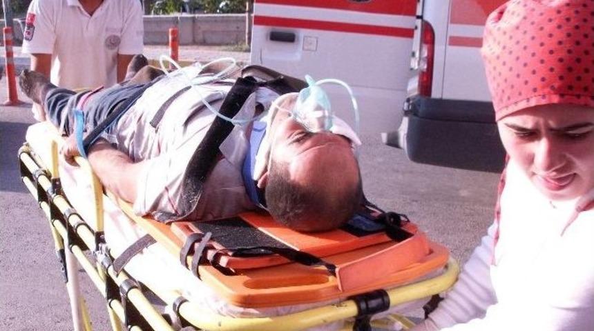 Tır Şarampole Devrildi: 5 Yaralı