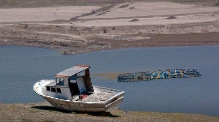 Demird&ouml;ven&rsquo;de Su Kalmadı!