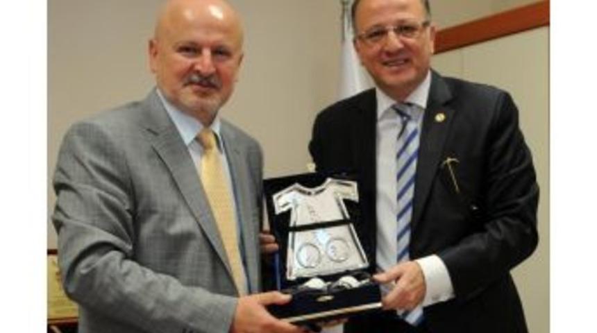 Ko&ccedil;er, Sanko &Uuml;niversitesini Ziyaret Etti