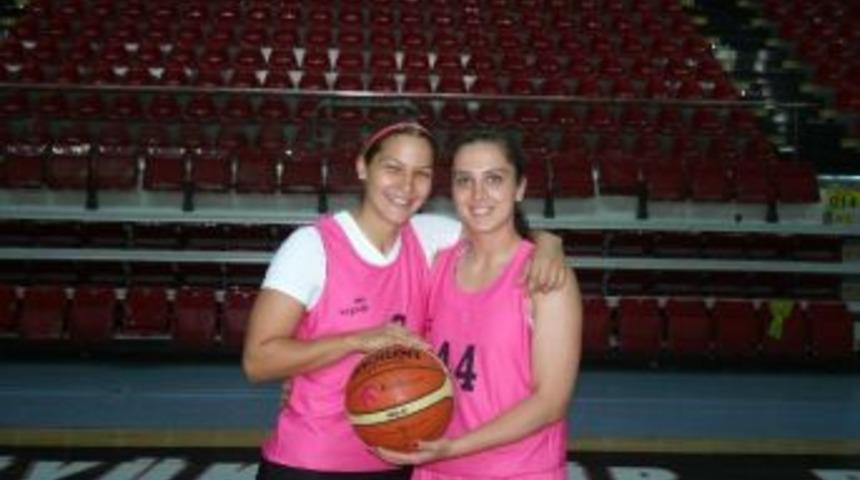 Ag&uuml;&rsquo;n&uuml;n Yeni Transferleri Uyum Sorunu Yaşamadı