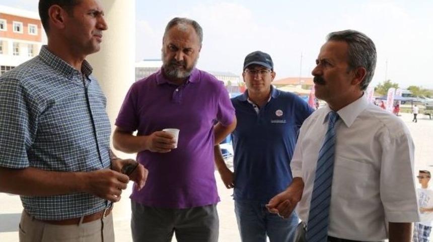 As&uuml;&rsquo;de Kayıtlar Sorunsuz Şekilde S&uuml;r&uuml;yor