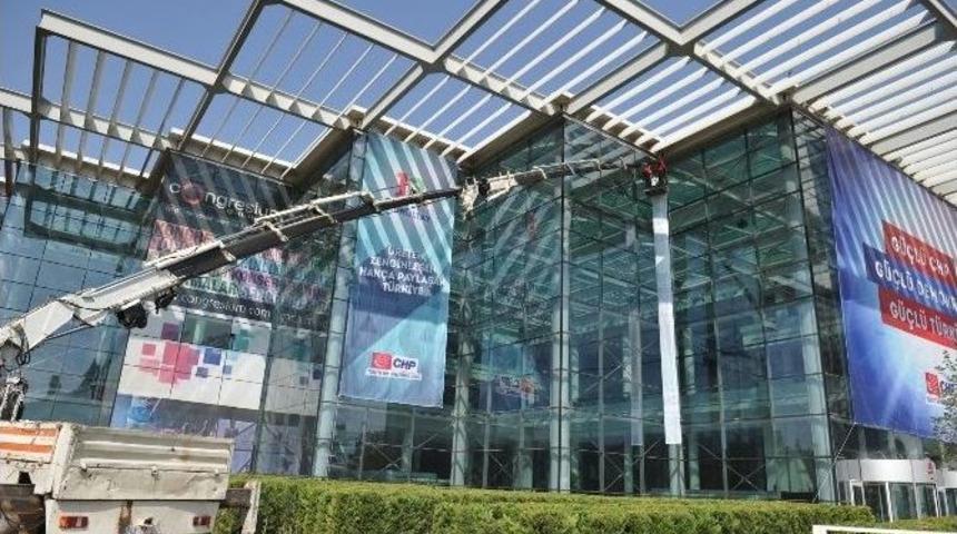 Chp S&ouml;zc&uuml;s&uuml; Ko&ccedil;, Kurultayın Yapılacağı Salonda Basın Toplantısı D&uuml;zenledi