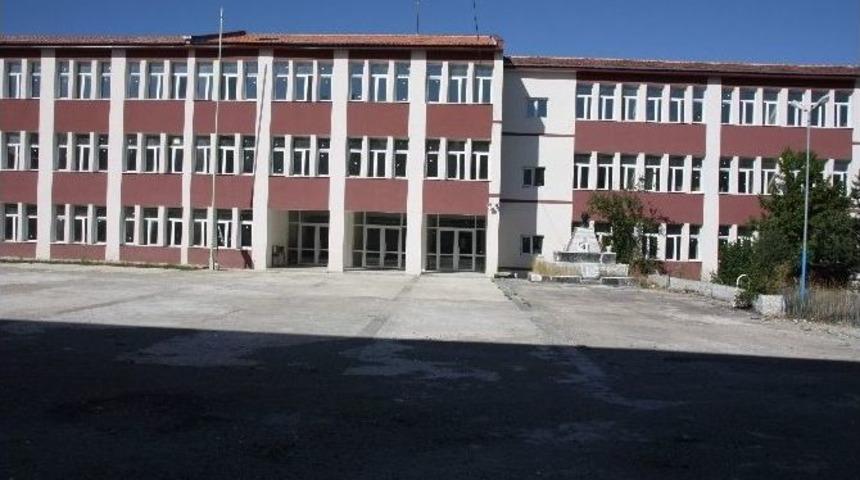 Ağlı Yibo, Kaderine Terk Edildi