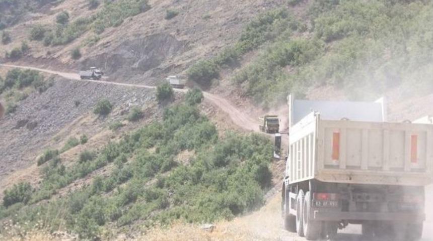 Tunceli&rsquo;de Yol Yapım &Ccedil;alışmaları