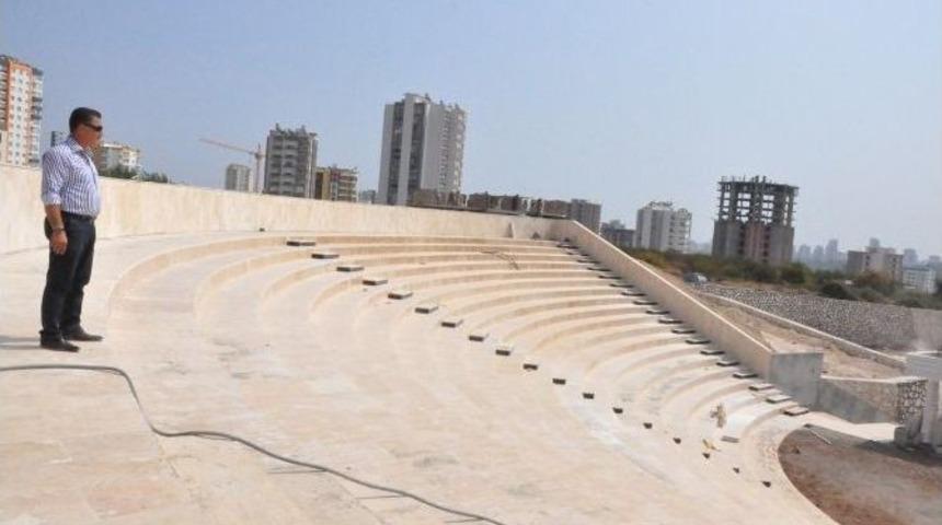 Toroslar&rsquo;da, Dev Projeler Hızla Y&uuml;kseliyor