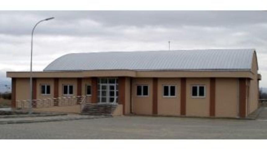 Hırsızlar Spor Salonu Soyup Soğana &Ccedil;evirdi