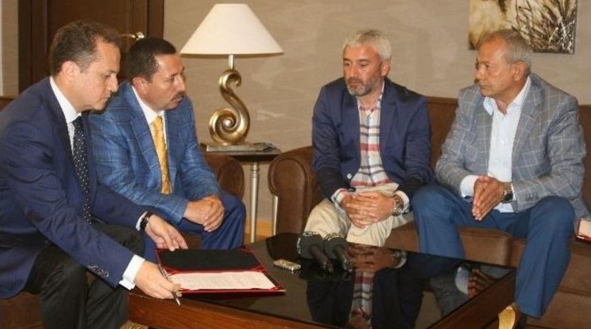 Gülyalı Turizm Myo Yapım Protokolü İmzalandı