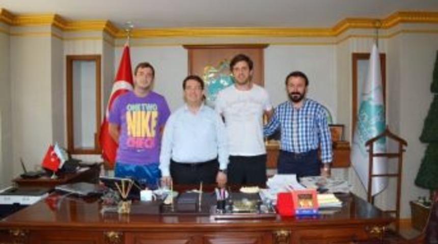 Basketbolculardan Başkan Yazgı’ya Ziyaret