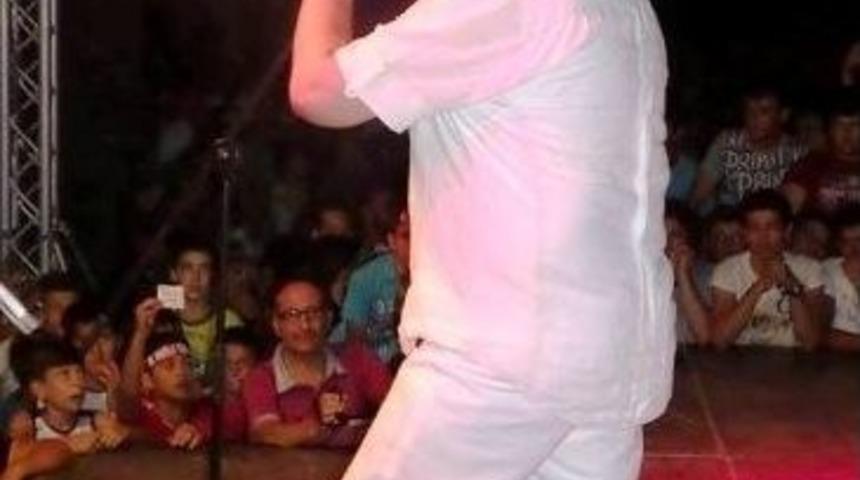 Selendi&rsquo;de Ahmet Safak Konseri