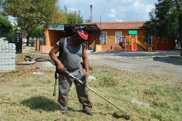 Okullarda Temizlik Çalışmaları