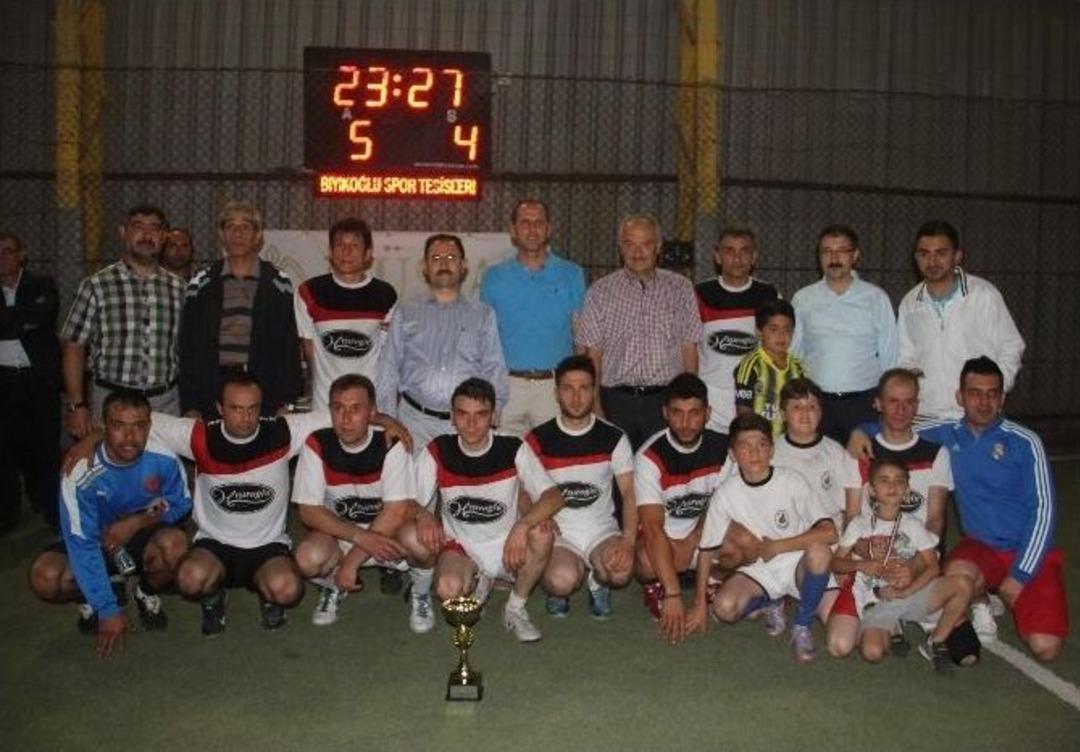 M&uuml;siad &Ccedil;orum Şubesi&rsquo;nin Futbol Turnuvası Sona Erdi