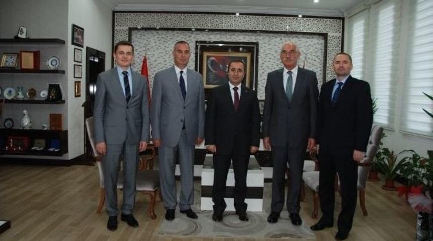 Polonya Cumhuriyeti B&uuml;y&uuml;kel&ccedil;isi Cieniuch&rsquo;den Tonbul&rsquo;a Ziyaret