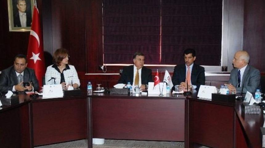 Katar B&uuml;y&uuml;kel&ccedil;isi&rsquo;nden Gto&rsquo;ya Ziyaret