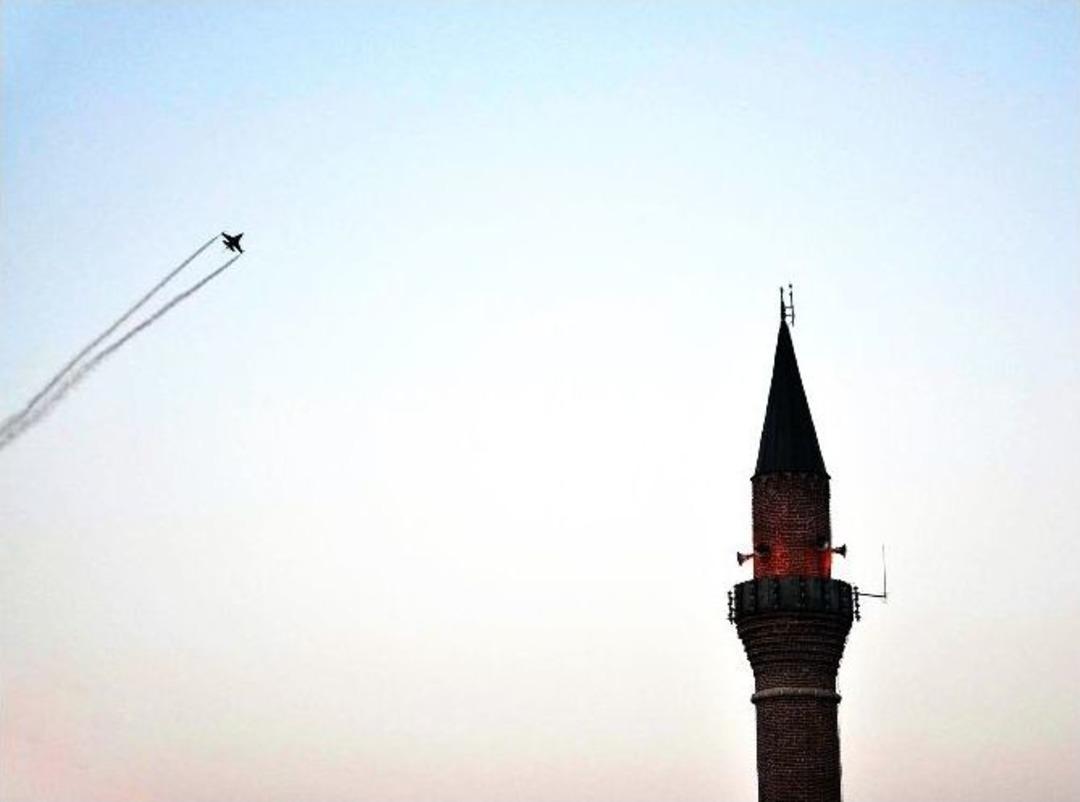 Solo T&uuml;rk Sivas&rsquo;ta B&uuml;y&uuml;ledi