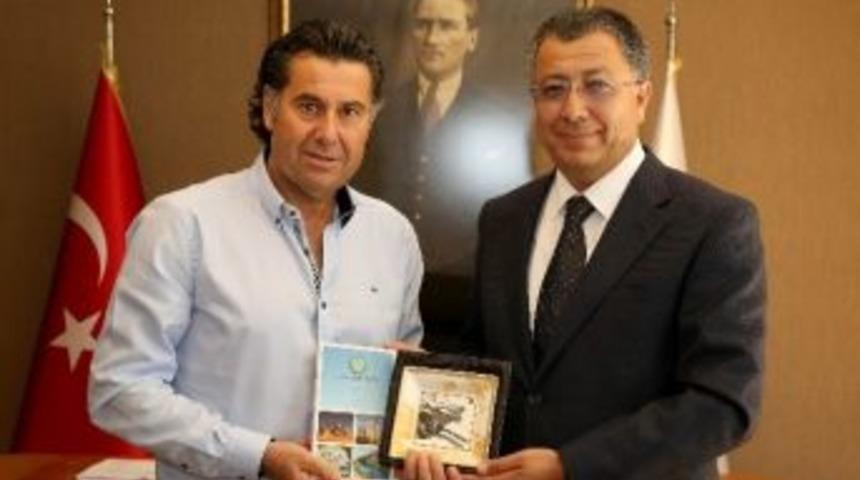 Kazak B&uuml;y&uuml;kel&ccedil;i T&uuml;ymebayev, Başkan Kocadon&rsquo;u Ziyaret Etti