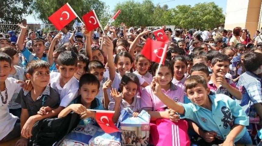 Yeni Okullu Olanlara Anne-baba Desteği Şart