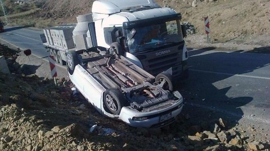 Gümüşhane’de Trafik Kazası: 5 Yaralı