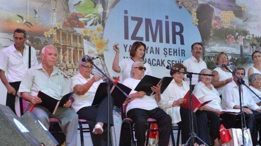 İzmir Fuarı&rsquo;nda Muhteşem Performans
