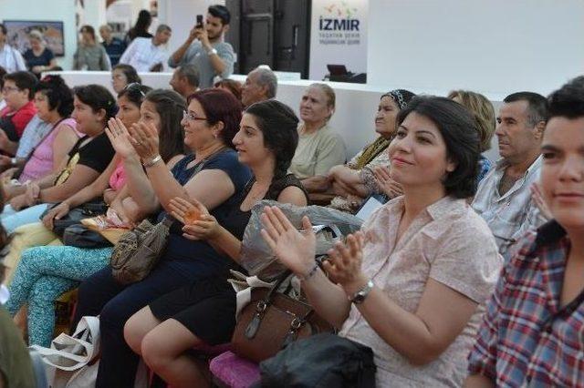 İzmir Fuarı’nda Muhteşem Performans