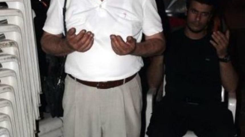 Emekli &Ouml;ğretmen Ağa&ccedil;ta Asılı Halde Bulundu