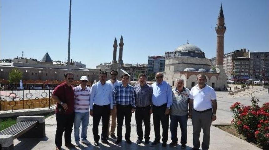 Başkan T&uuml;t&uuml;nc&uuml;&rsquo;den Sivas Belediyesi&rsquo;ne Ziyaret