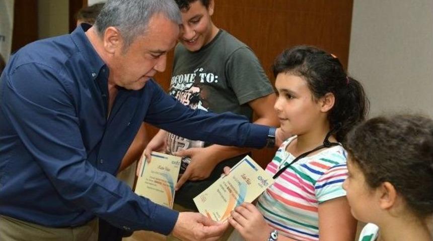 Başkan B&ouml;cek&rsquo;ten Kursiyerlere Sertifika