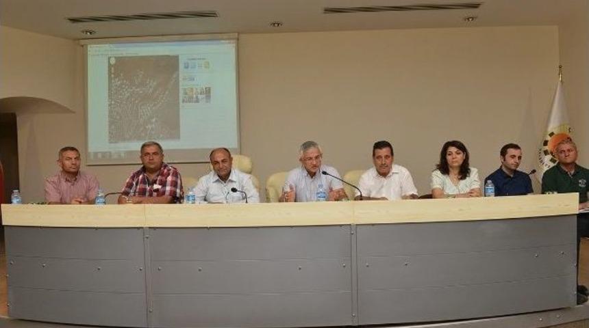 &Ccedil;iğli&rsquo;de Muhtarlarla Ulaşım Zirvesi