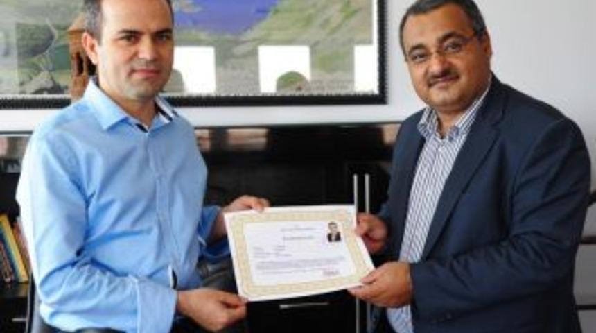 Kaymakam D&ouml;lek'ten M&uuml;ft&uuml;ye Başarı Belgesi