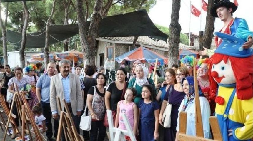 Aykut Oray Sanat Sokağı&rsquo;nda Kitap Şenliği