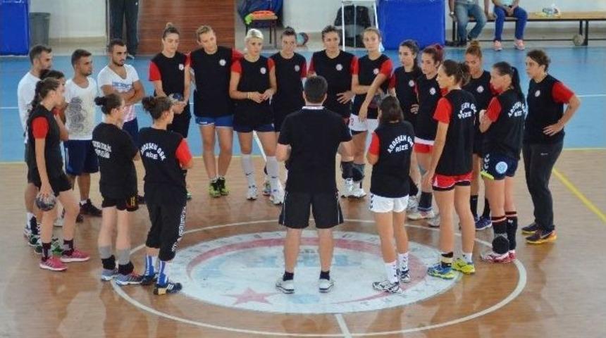 Bayanlar Hentbol S&uuml;per Ligi