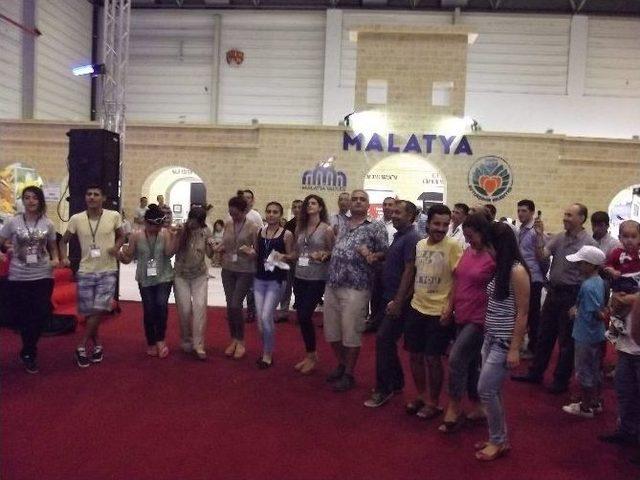 Malatya Standa Konser Ve Defile